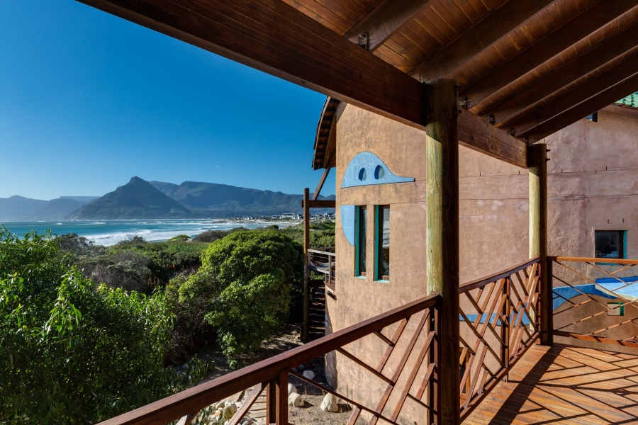 5 Bedroom Property for Sale in Kommetjie Western Cape